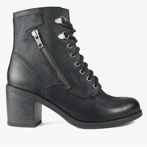 White Mountain Dorian NWT Black Lace-Up Ankle Boots with Side Zippers